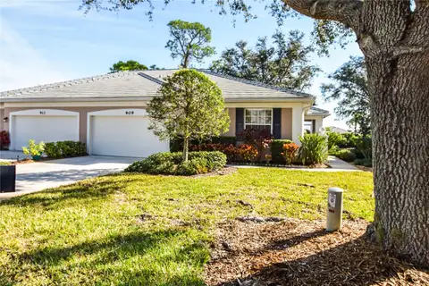 909 BARCLAY CT — home for sale