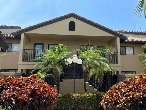 5620 ASHTON LAKE DR #5620 — home for sale