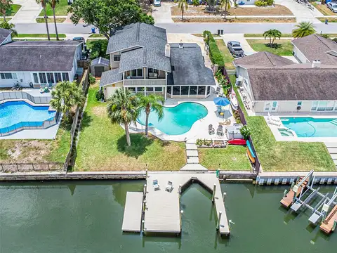 8461 FLAGSTONE DR — home for sale