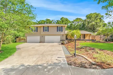 121 CANDLEWICK RD — home for sale