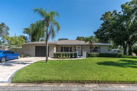 999 38TH AVE NE — home for sale