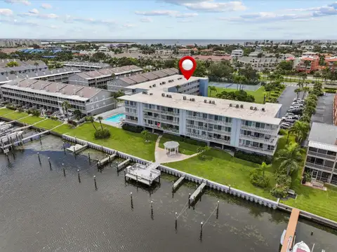 719 PINELLAS BAYWAY S #310 — home for sale