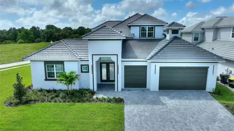 107 HAMPTON LOOP — home for sale