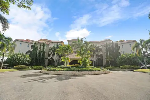 500 PLANTATION DRIVE #2-104 — home for sale
