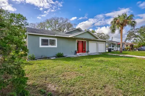 516 S CREST AVE — home for sale