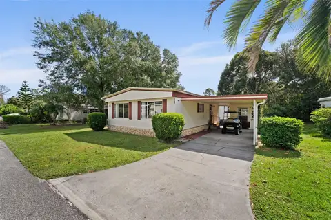 2060 LAMPLIGHT CIR — home for sale