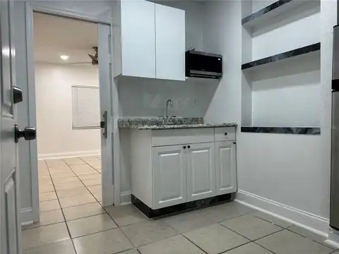 6111 N ALBANY AVE — home for sale