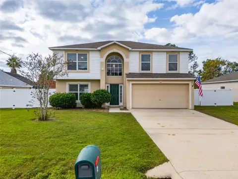 12 ROXLAND LN — home for sale