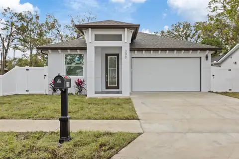 200 W KIRBY ST — home for sale