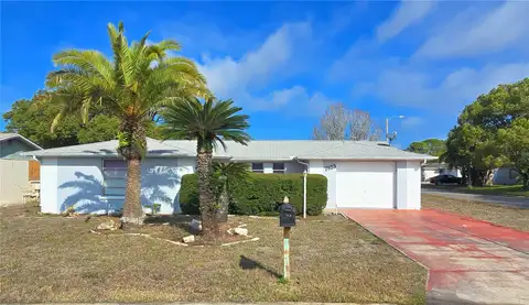 7923 HAWTHORN DR — home for sale