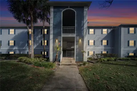 5106 CLUBSIDE DR #5106 — home for sale