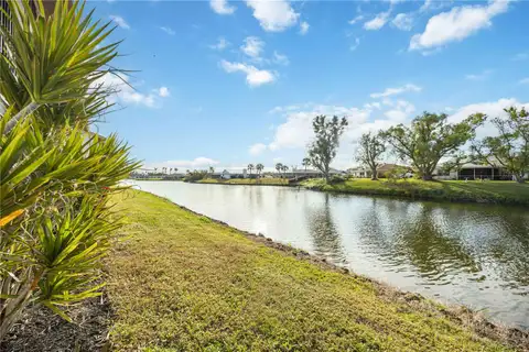 1775 LAKE PL #1775B — home for sale