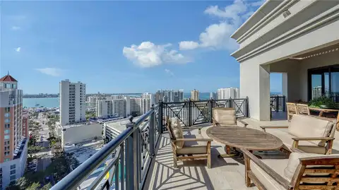 50 CENTRAL AVE #17PHC — home for sale