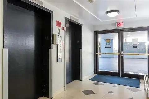 201 W LAUREL ST #204 — home for sale