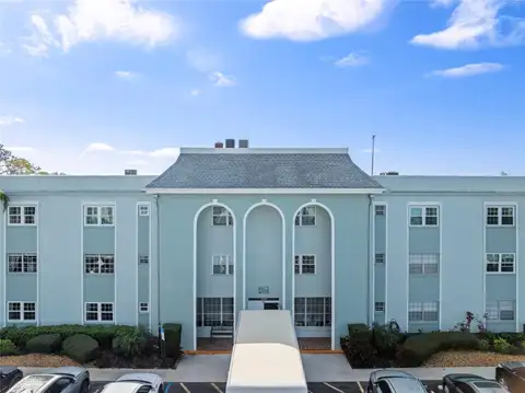 1706 BELLEAIR FOREST DR #348 — home for sale