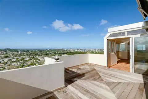 Condominio ALTAVISTA II #PH A — home for sale