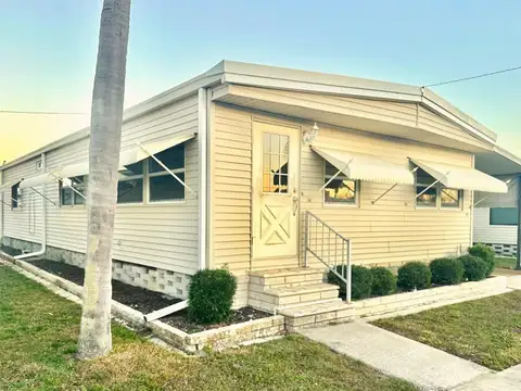 2000 E BAY DR #90 — home for sale