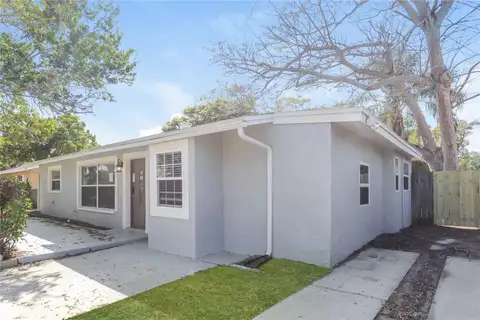 240 TWIN LAKE DR — home for sale