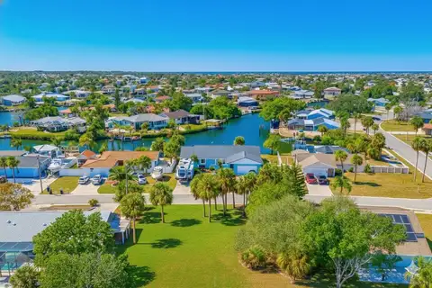 6225 FLAMINGO DR — home for sale