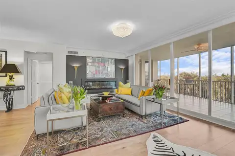 385 N POINT RD #304 — home for sale