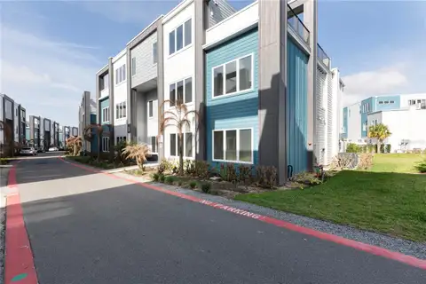 7760 SANDY RIDGE DR #121 — home for sale