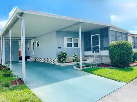 95 RED OAK DR — home for sale