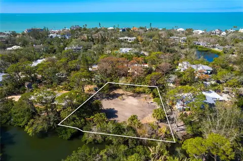 7219 PINE NEEDLE RD — home for sale