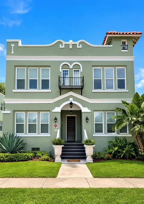 2014 JACKSON ST N #5 — home for sale