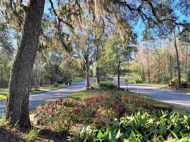 000 NW 105TH AVE — photo 2