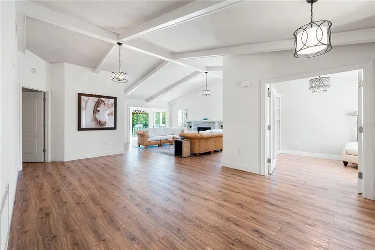 858 HUDSON AVE #858 — photo 4