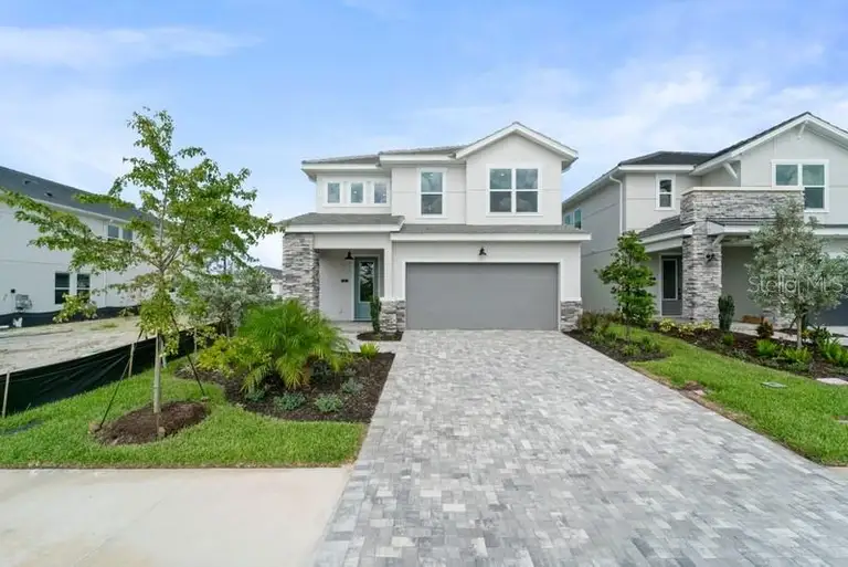 653 ALLORA AVE