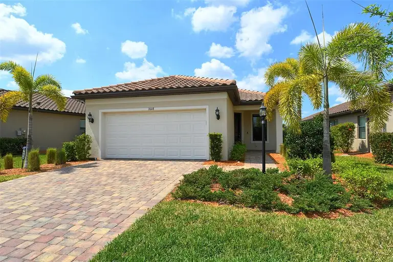 7008 HANOVER CT