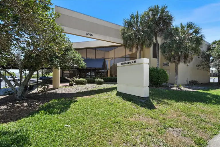5165 ADANSON ST — photo 3