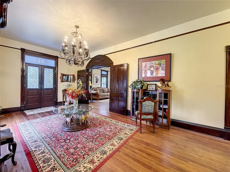 825 E CHURCH ST — photo 4