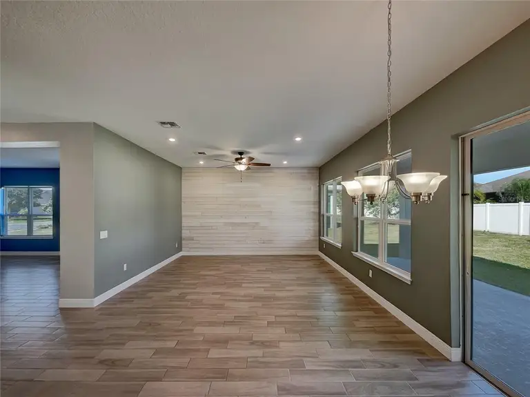 240 MESSINA PL — photo 4
