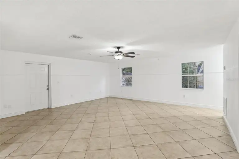1091 CORONADO DR — photo 2