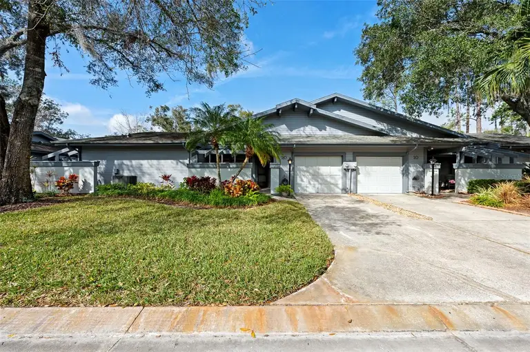 20 SUMMERWINDS LN