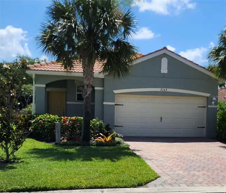 2142 SUMMERSWEET DR — photo 2