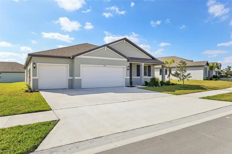 2012 ROSEWOOD DR — photo 3