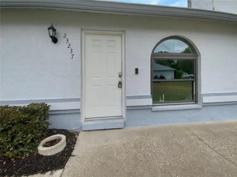 23237 CLUB VILLAS DR
