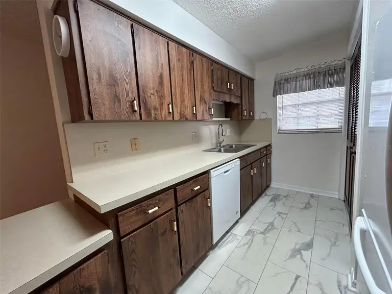 3617 BAY CT — photo 5