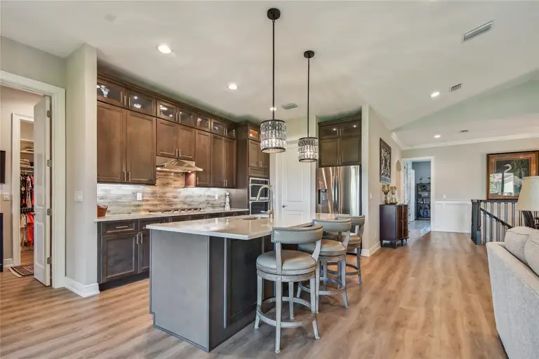 18 FRANKLIN CT S #A — photo 2