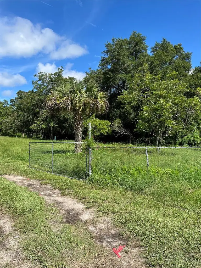 16551 POWERLINE RD — photo 4