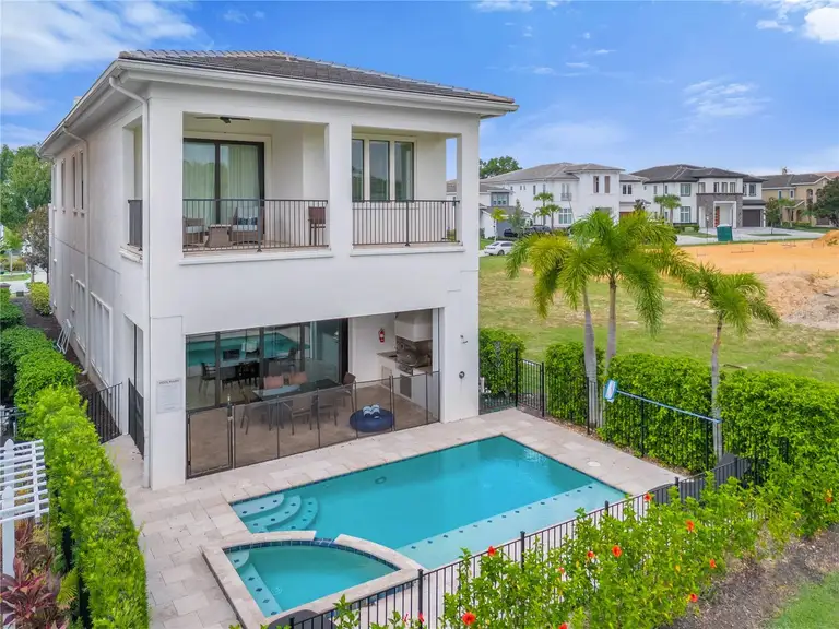 837 DESERT MOUNTAIN CT