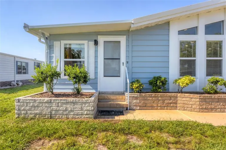 740 SUMMERSEA CT — photo 3