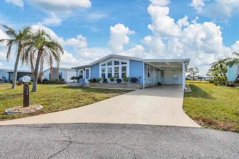 740 SUMMERSEA CT — photo 2