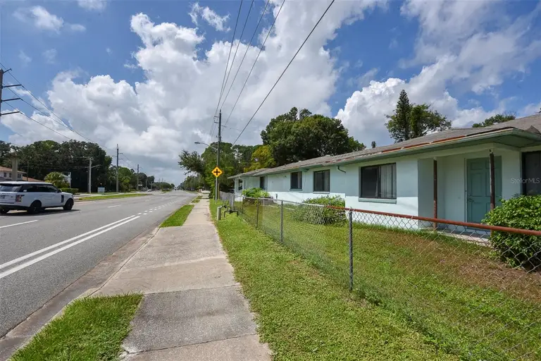 700 BEVILLE RD — photo 3