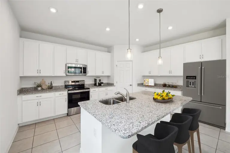 12970 TROVITA DR — photo 4