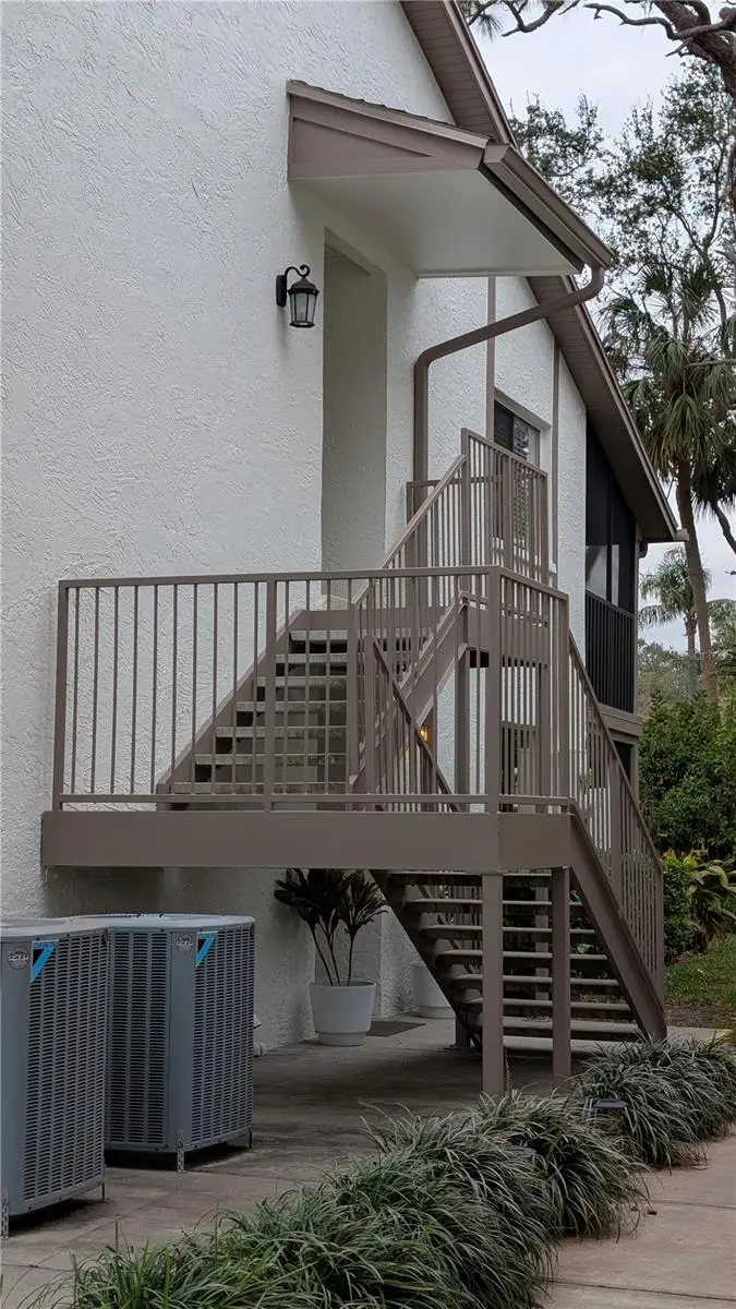 635 FAIRMONT AVE #D — photo 2