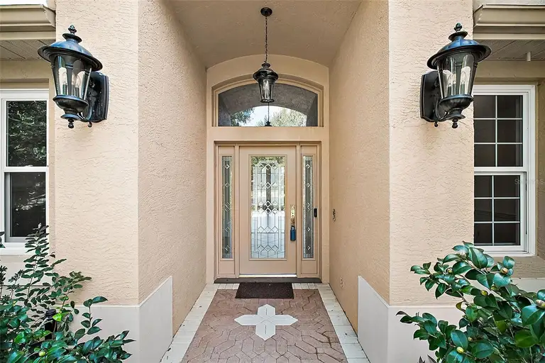 5008 GREENBRIAR TRL — photo 2